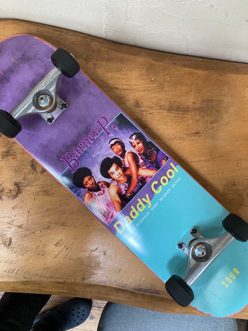 Barney P. Daddy Cool スケートボード　SOUR