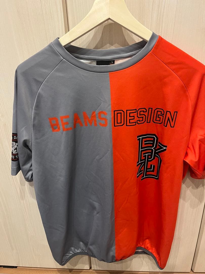BEAMS DESIGN 半袖ウェア グレー/オレンジ