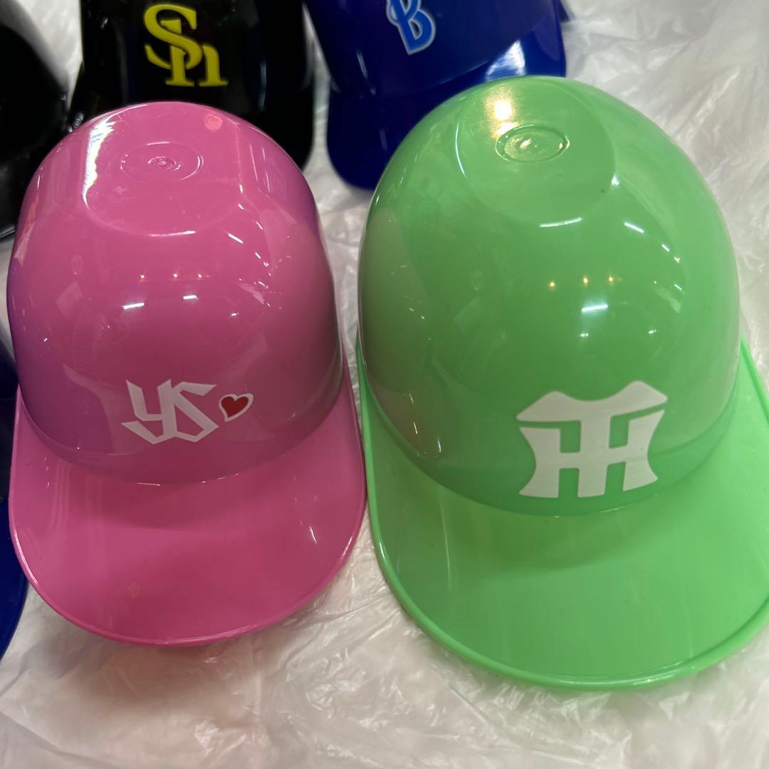 野球グッズ　ミニヘルメット