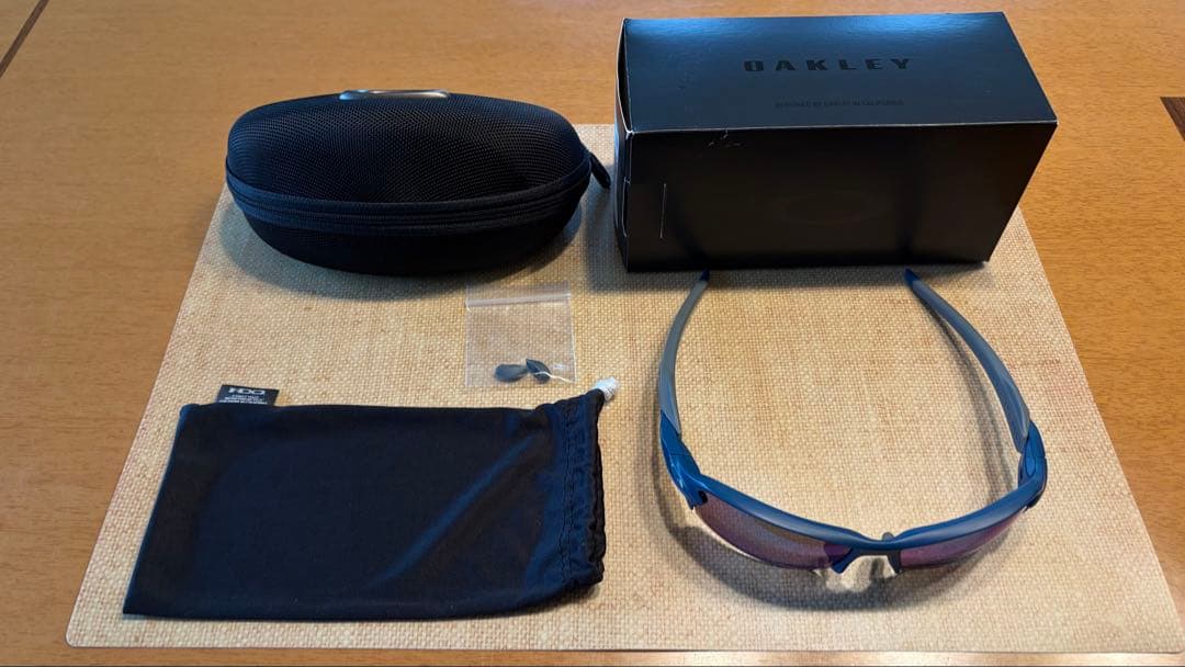 OAKLEY サングラス
