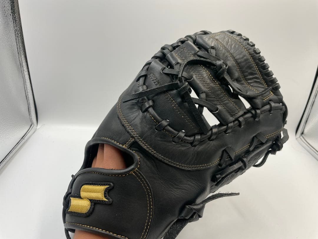 超美品☆SSK ファーストミット　ブラック　SSF201F 右利き用