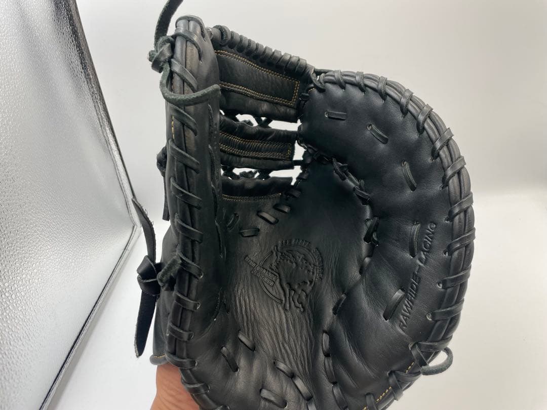 超美品☆SSK ファーストミット　ブラック　SSF201F 右利き用