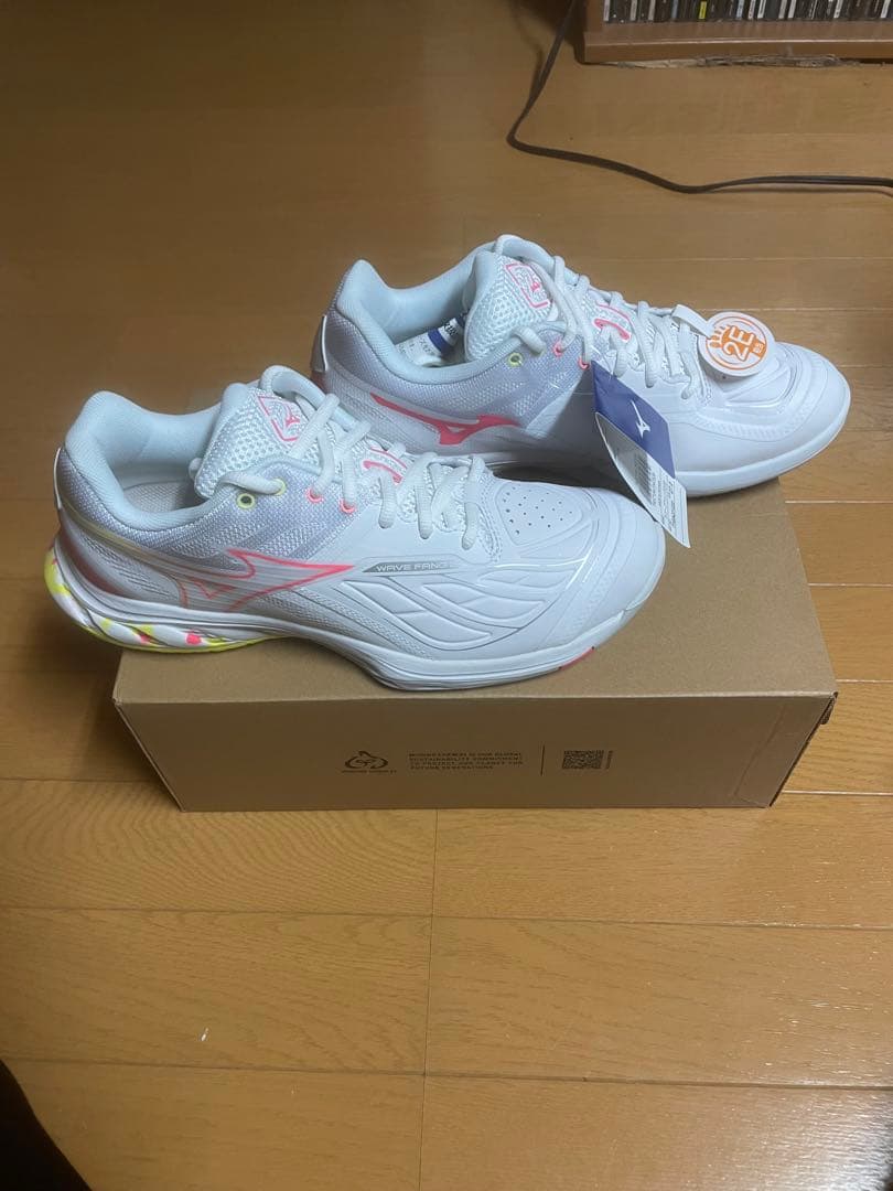 M ena　ミズノ　wavefang2fit 27cm 新品