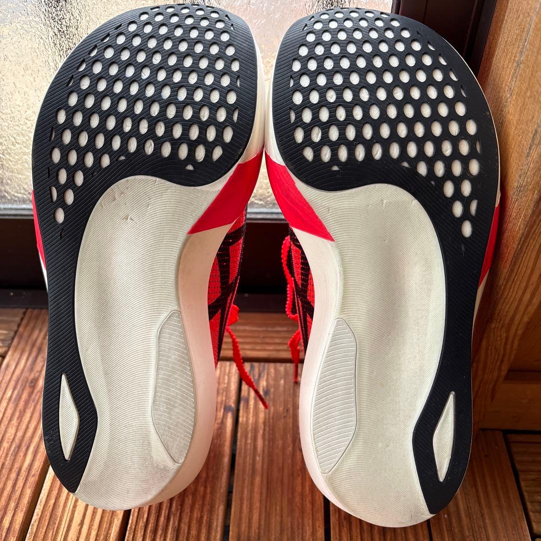 ASICS メタスピードエッジTOKYO 25.5