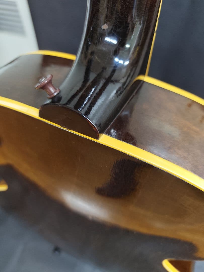 Gibson L50 アーチトップギター（1950年代）PU付き