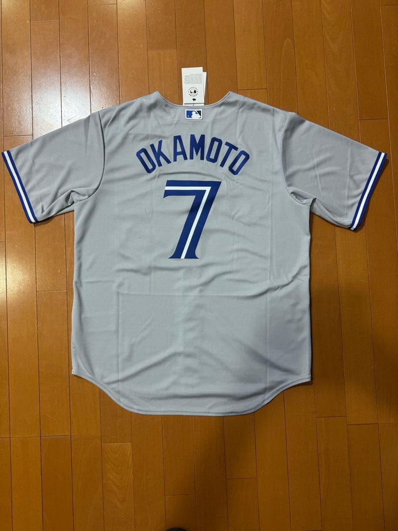 bluejays ブルージェイズ　岡本和真　ユニフォーム