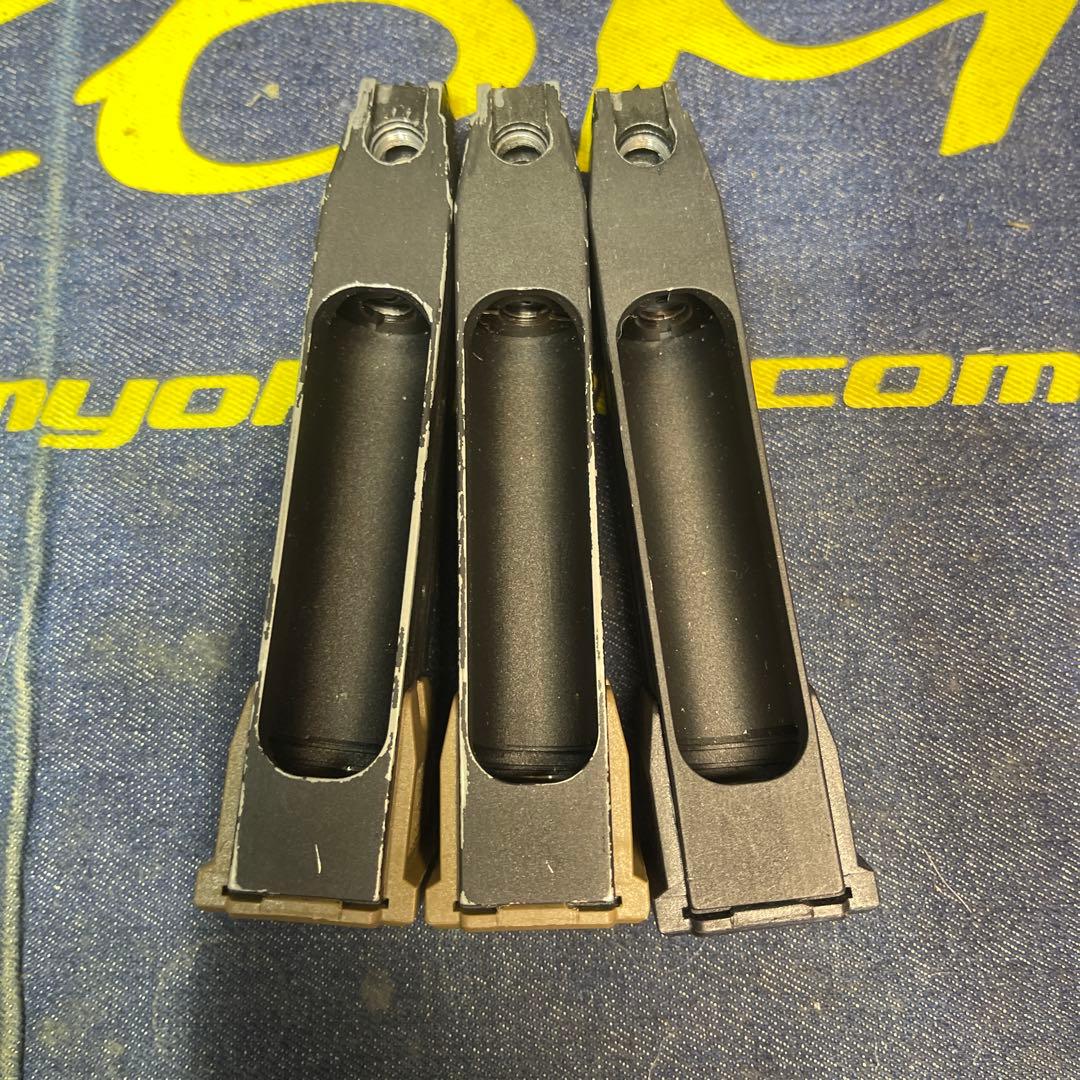 laylax sig sauer m17用　CO2マガジン　バルブ無し　3本