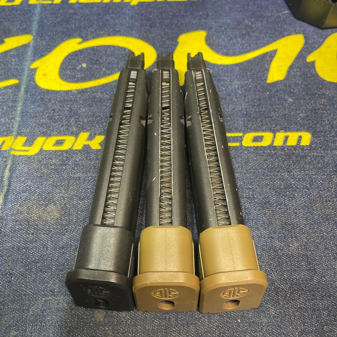 laylax sig sauer m17用　CO2マガジン　バルブ無し　3本