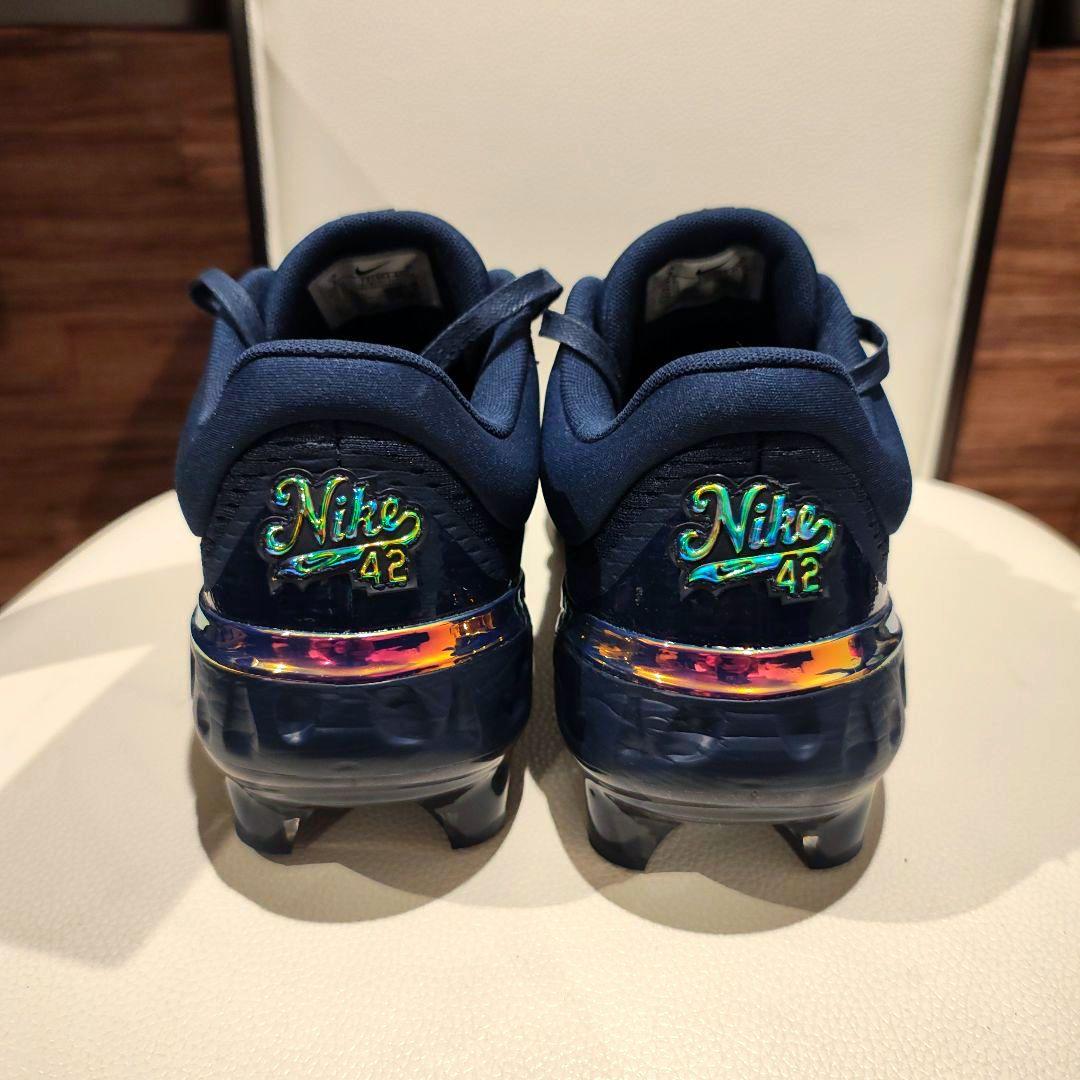 NIKE　野球　スパイク　ジャッキーロビンソン