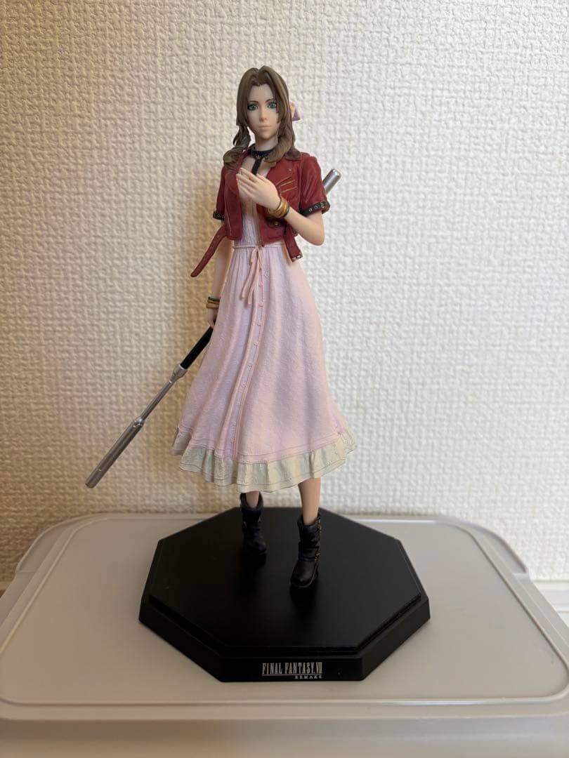 FINAL FANTASY VII REMAKE フィギュアセット