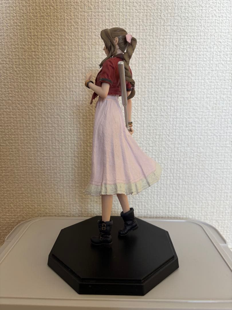 FINAL FANTASY VII REMAKE フィギュアセット