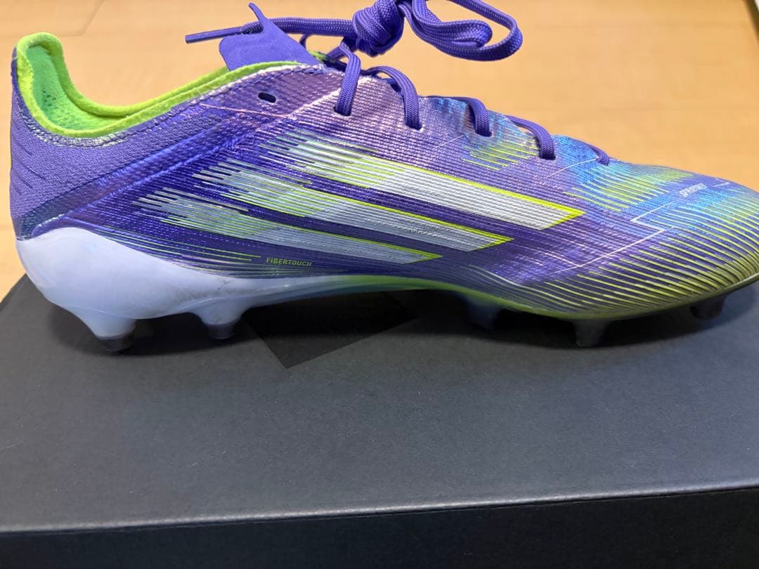 F50 エリートAG 25.5cm