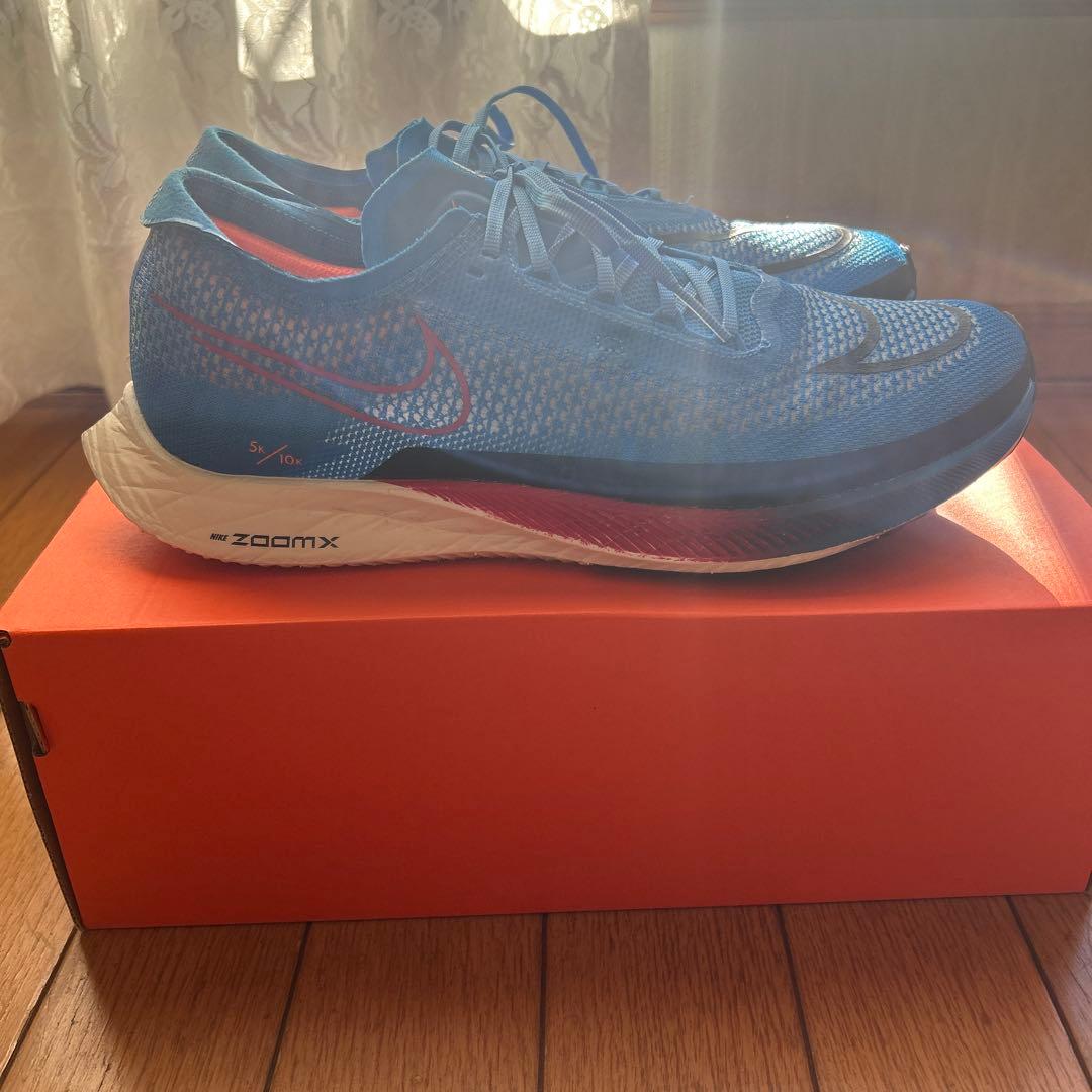 NIKE ストリークフライ 27cm 送料込み　箱付き