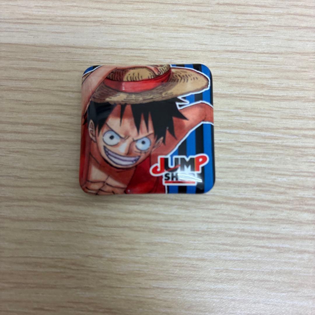ワンピース ルフィ 缶バッジ ジャンプショップ オリジナル缶バッジ2015 4つ