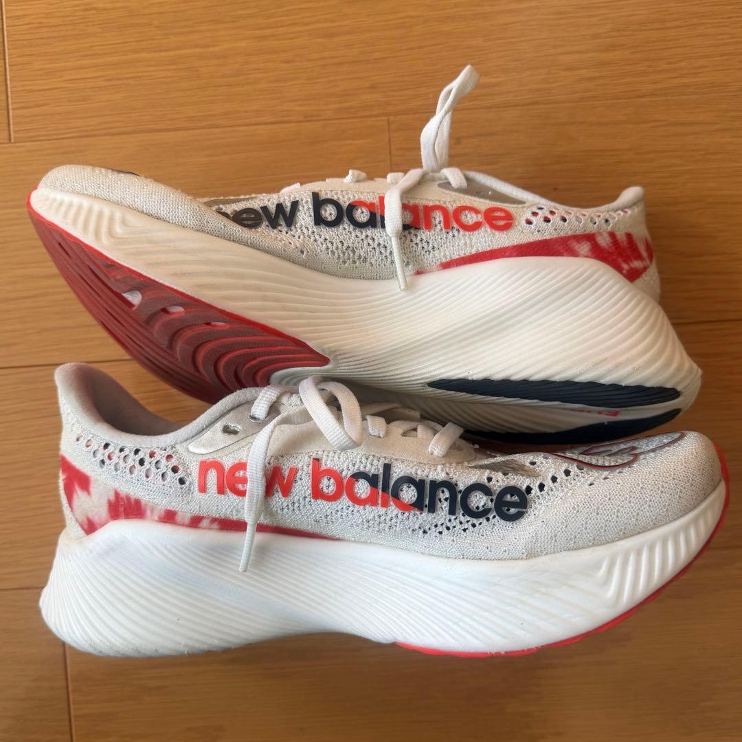 スパイク・シューズ New Balance FuelCell RC Elite v2 24cm