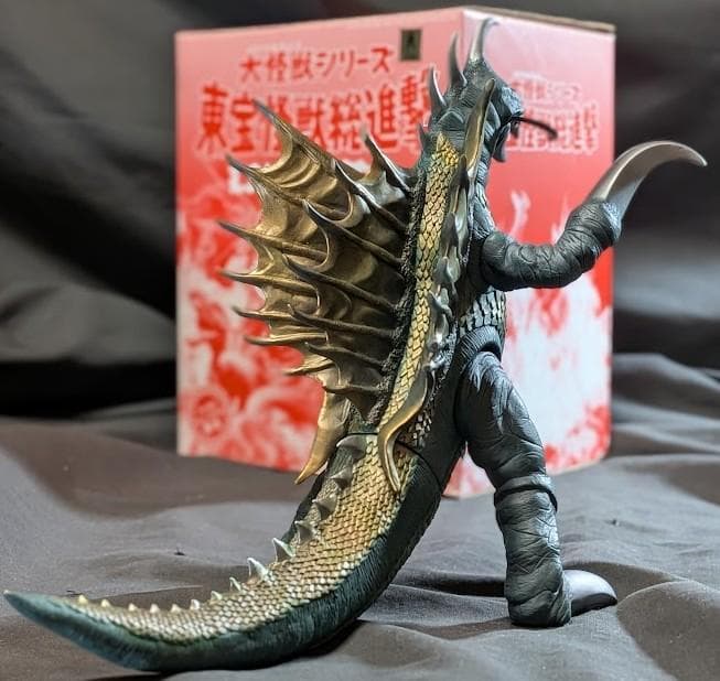 ガイガン 大怪獣シリーズ 東宝怪獣総進撃 （バンダイミュージアム）ソフビ箱付