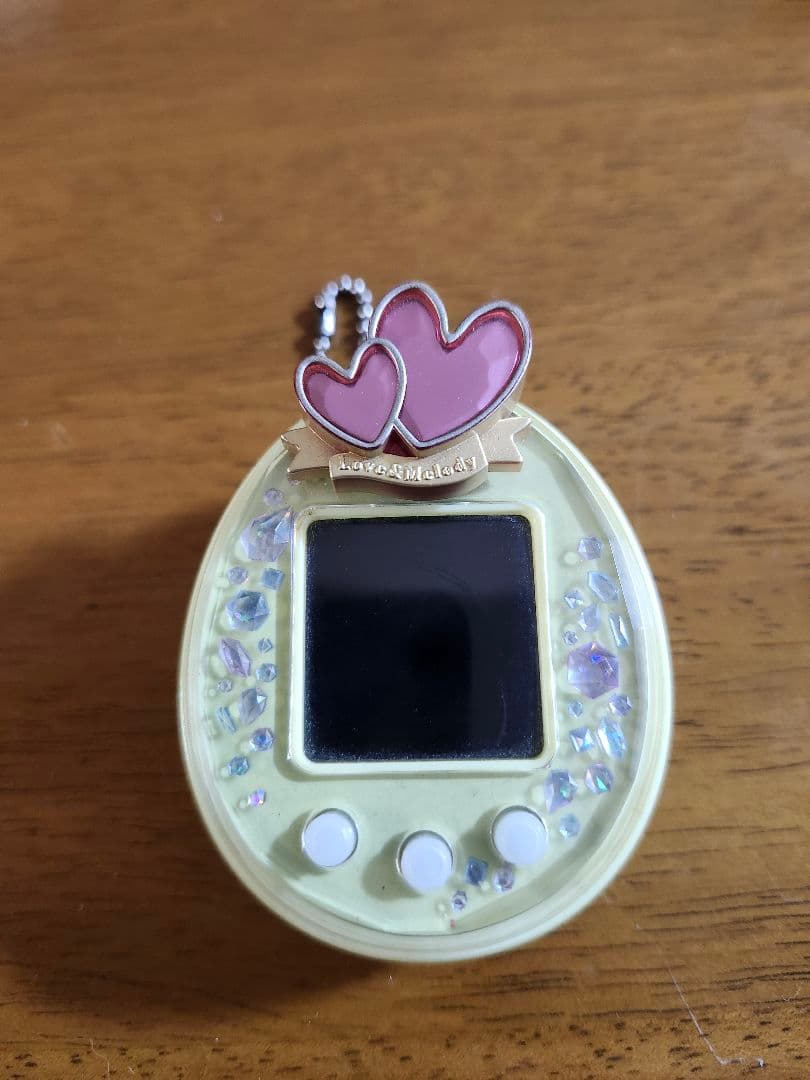 たまごっちピース Tamagotchi P's イエロー たまデコピアス付き