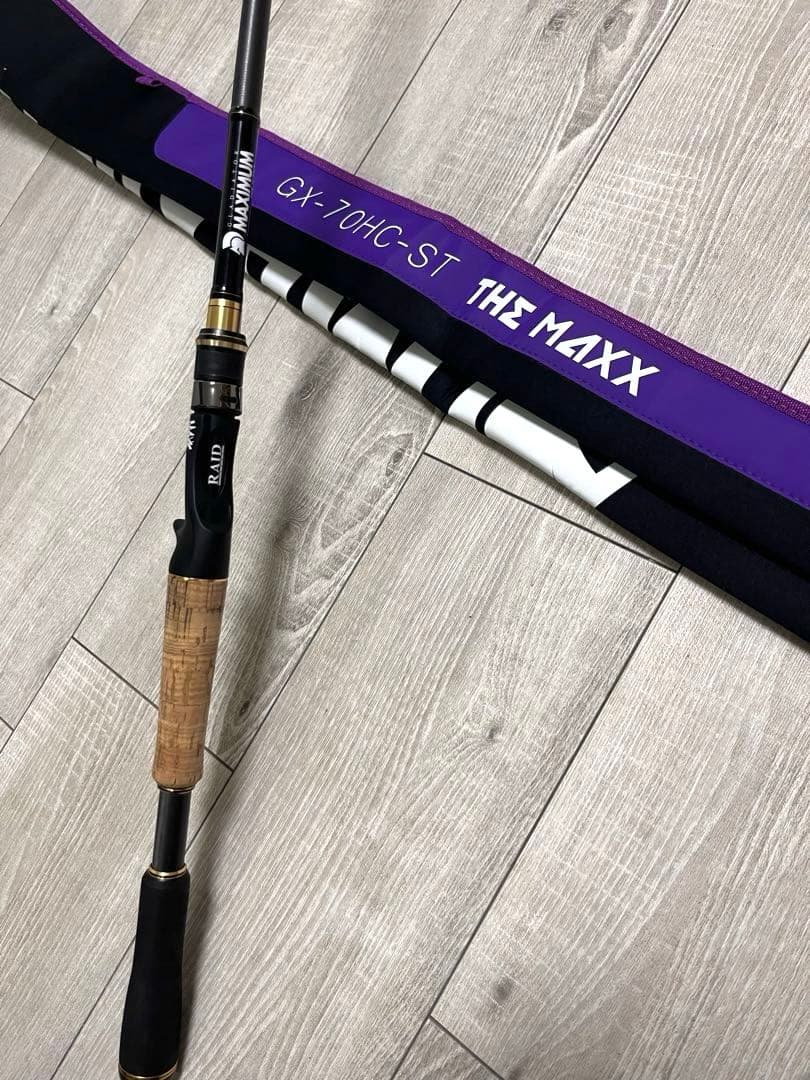 【大人気】レイドジャパングラディエーターマキシマムTHE MAXX