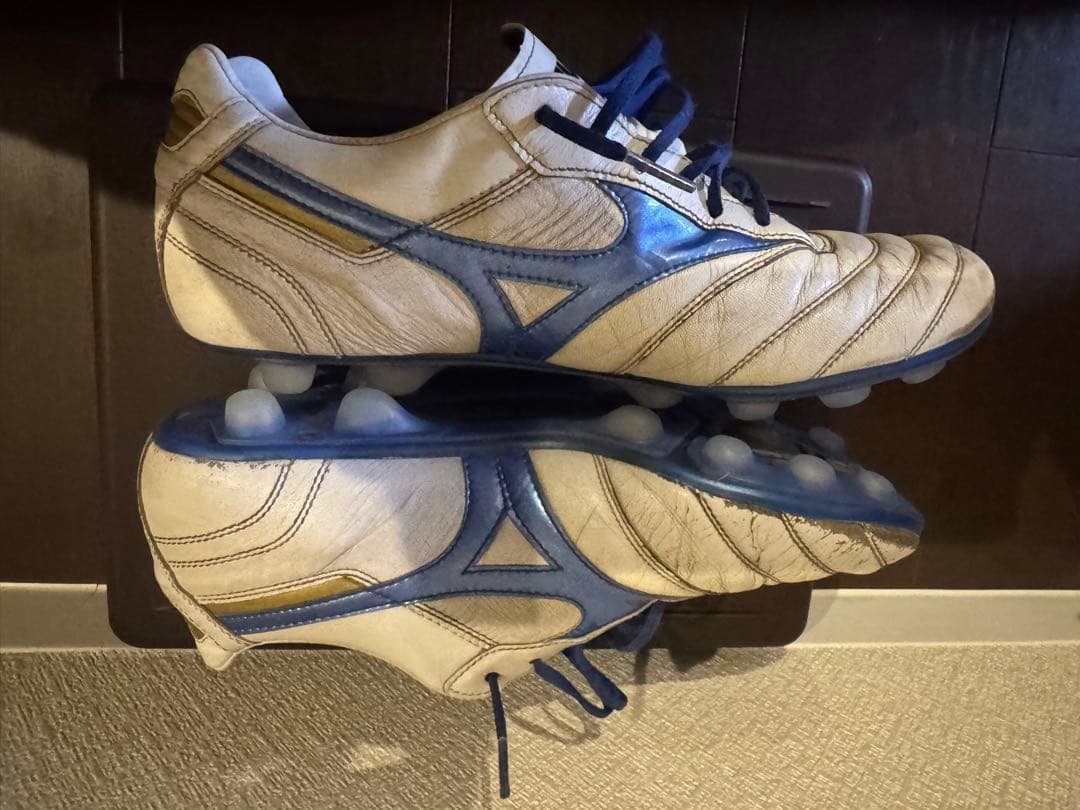 Mizuno Moreliaホワイト/ブルー スパイク 27.5cm