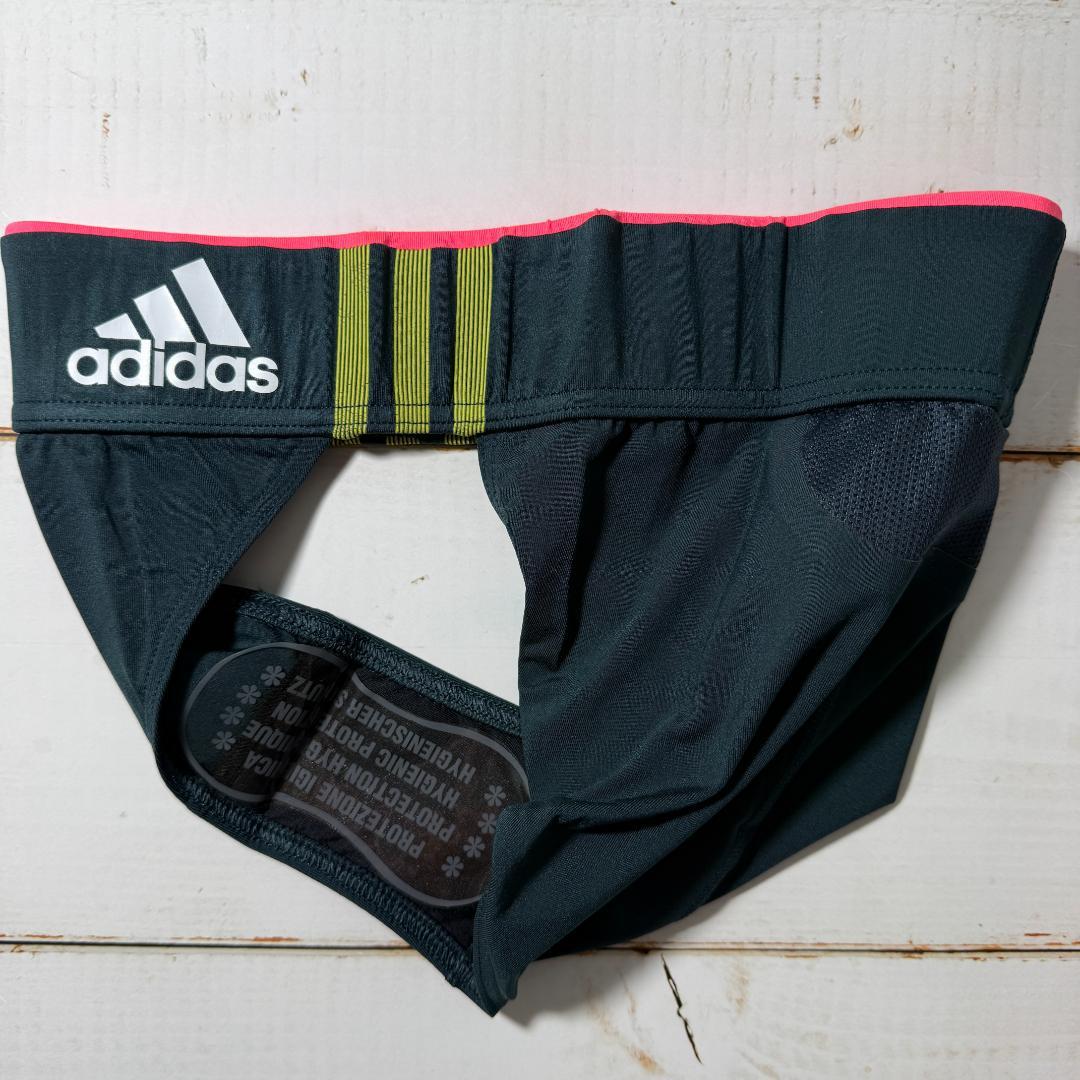 adidas アディダス 女子陸上 レーシングブルマ Black GB8 その2