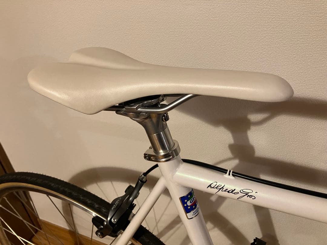 GIOS vintage pista ホワイト 700C