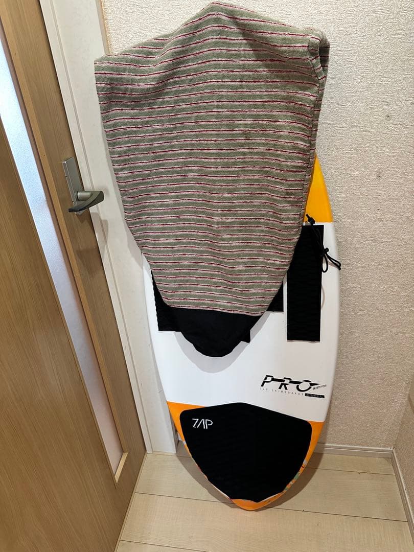 ZAP PRO スキムボード 137cm　カバー付　デッキパッド付