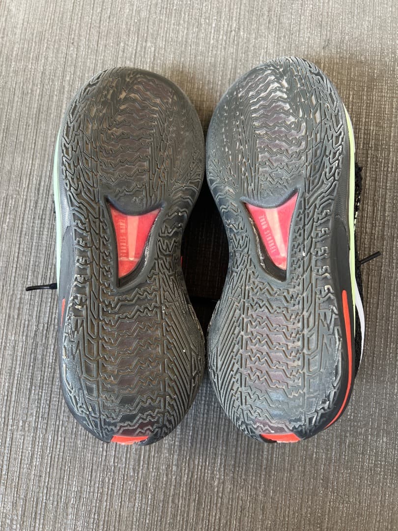 シューズ(男性用) Nike GT Cut