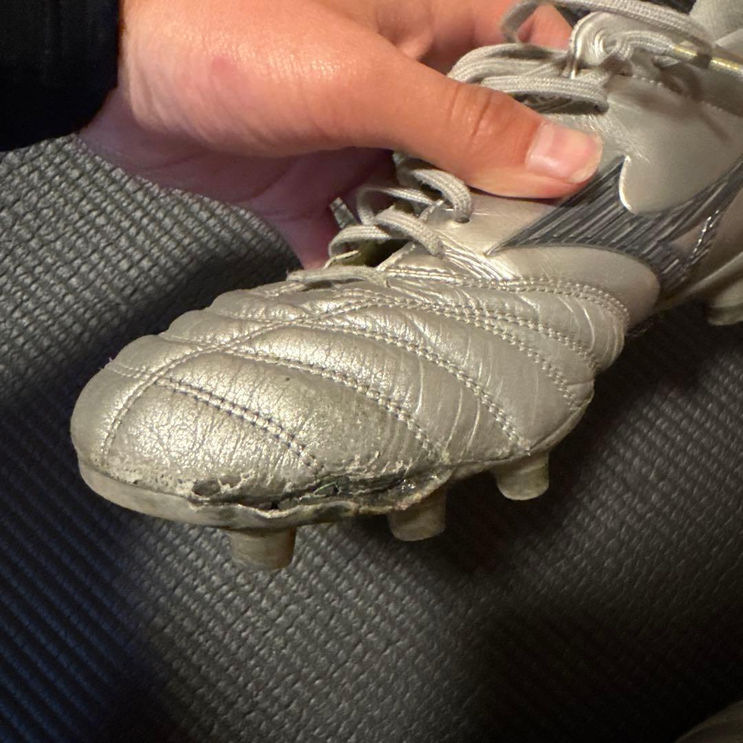 Mizuno Morelia Neo サッカーシューズ シルバー