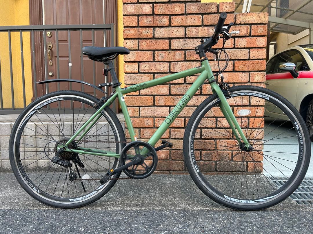 兵庫県神戸市より！アウターリミッツ自転車　クロスバイクです。