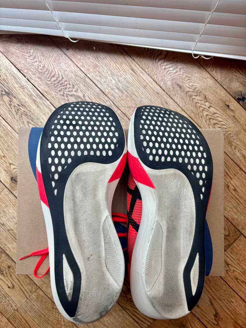 【極美品】ASICS SPEED EDGE TOKYO（27.5cm）
