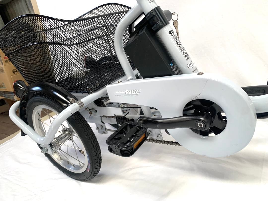 【即乘】送料無料 Petit 電動アシスト三輪自転車内3速 18-14動作確認済