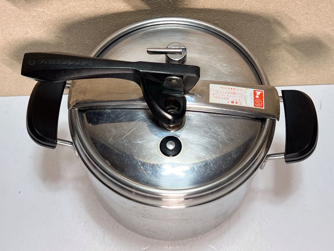 ラゴスティーナ ステンレス圧力鍋 22cm 7L