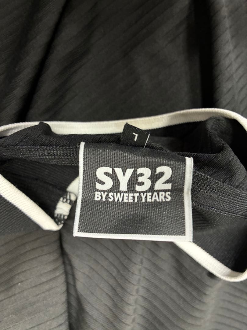 SY32 モックネックTシャツ　Lサイズ　ブラック