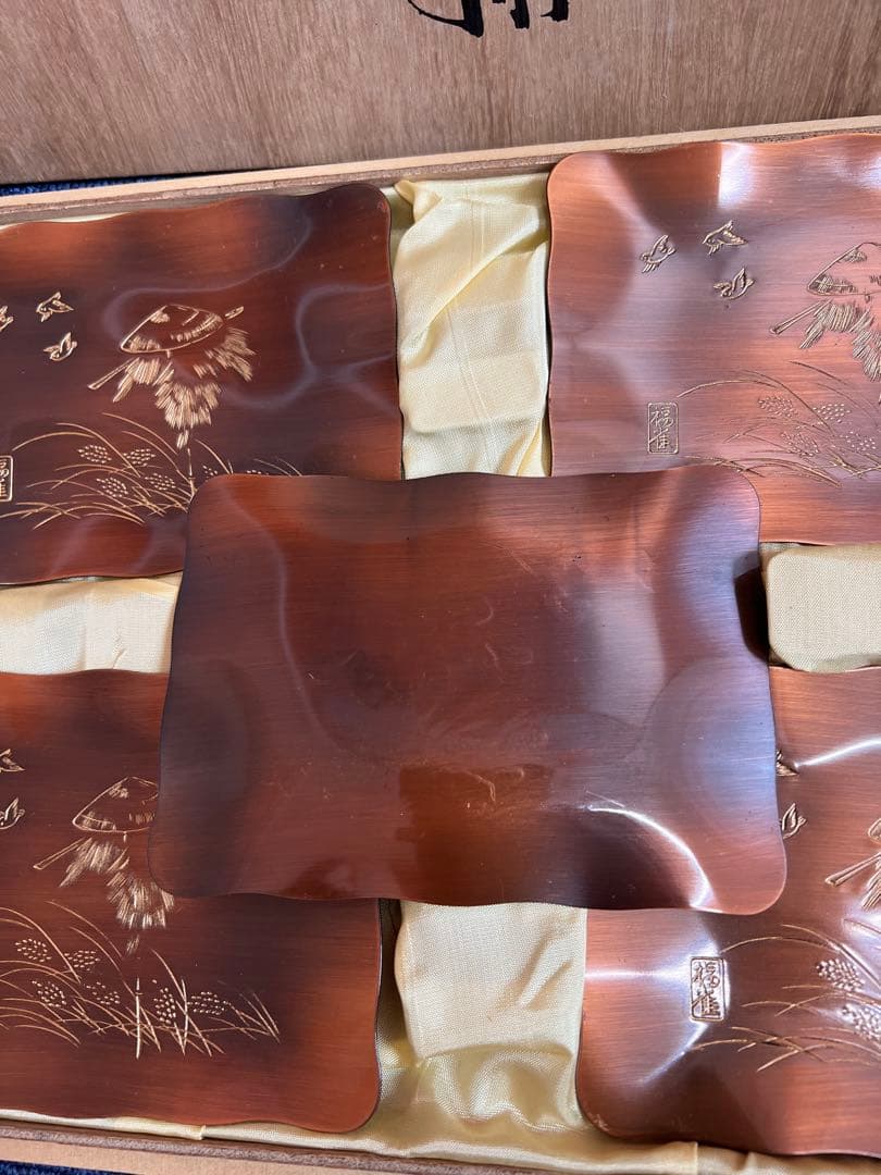1178 銅仕上　山茶花　福雀　銘々皿　5客　ブロンズ沈金入　未使用