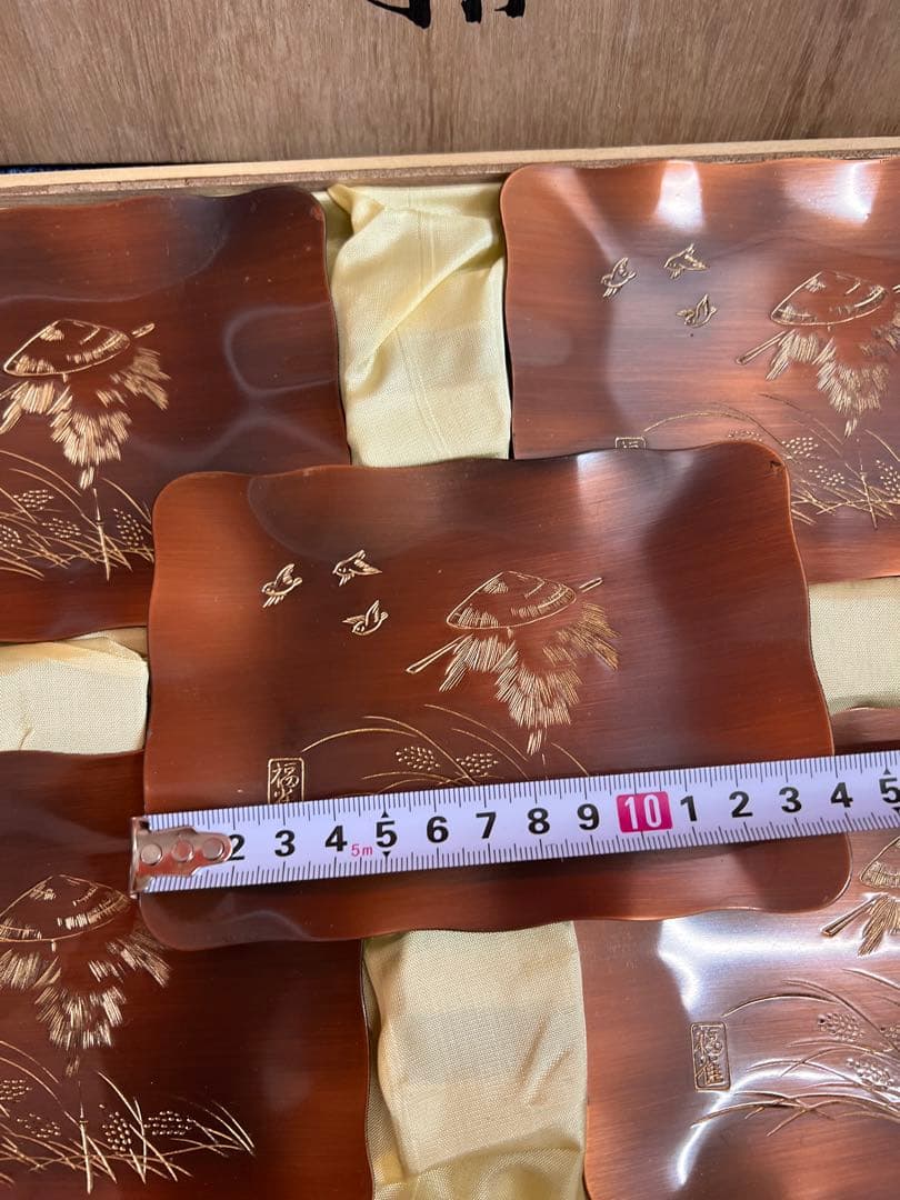 1178 銅仕上　山茶花　福雀　銘々皿　5客　ブロンズ沈金入　未使用