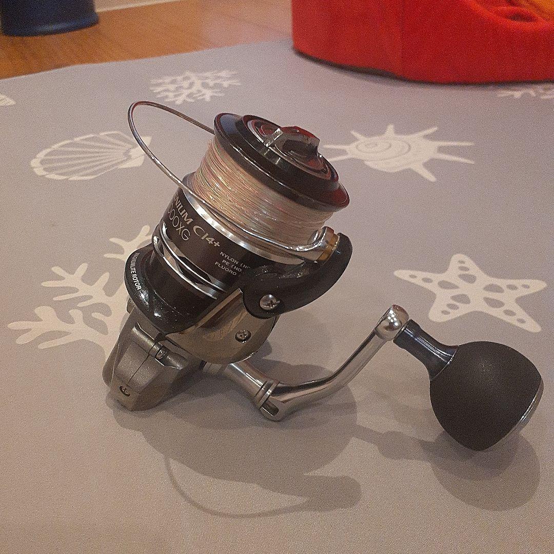 RARENIUM CI4+ 4000XG スピニングリール
