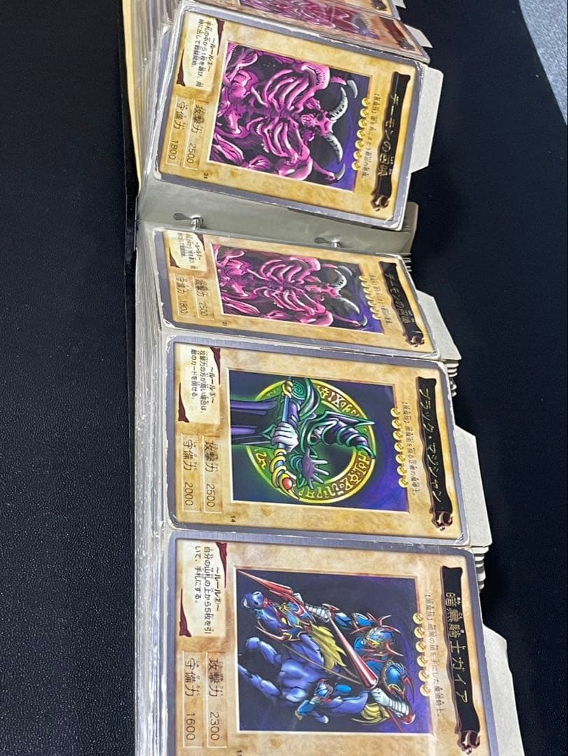 昔の遊戯王❣️トレーディングカード アルバム180枚‼️