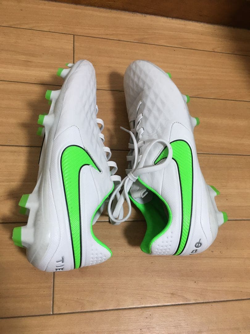 TTティエンポ ナイキ レジェンド 8 PRO FG サッカー スパイク