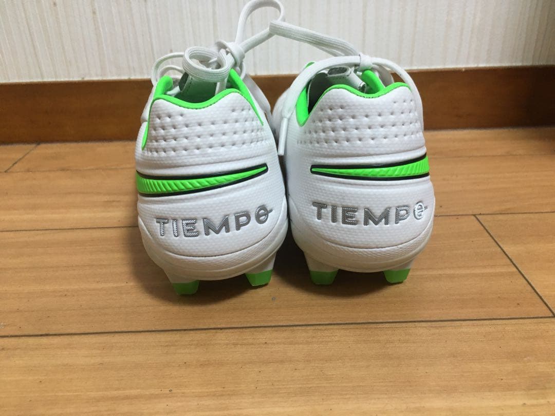 TTティエンポ ナイキ レジェンド 8 PRO FG サッカー スパイク