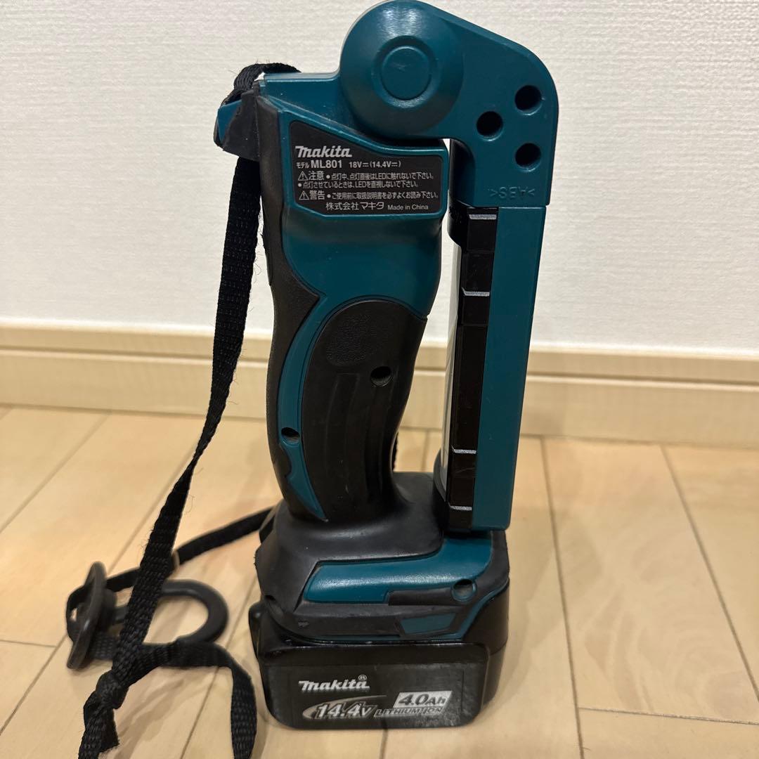 マキタ　ワークライトML801 14.4v 18v