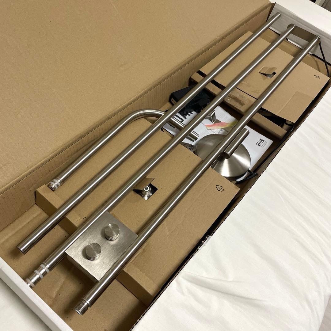 IKEA ISJAKT イスヤクト フロアスタンド照明