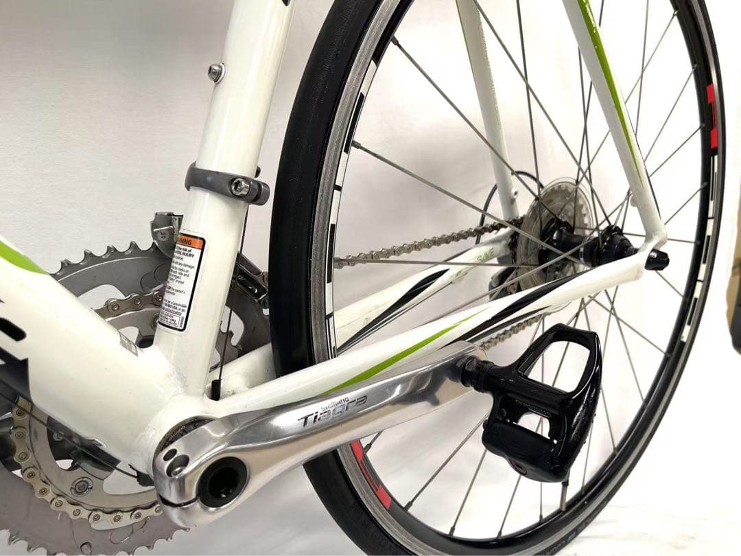 即乘 送料無料Cannondaleロードバイク CAAD8超軽量9.2キロ20速