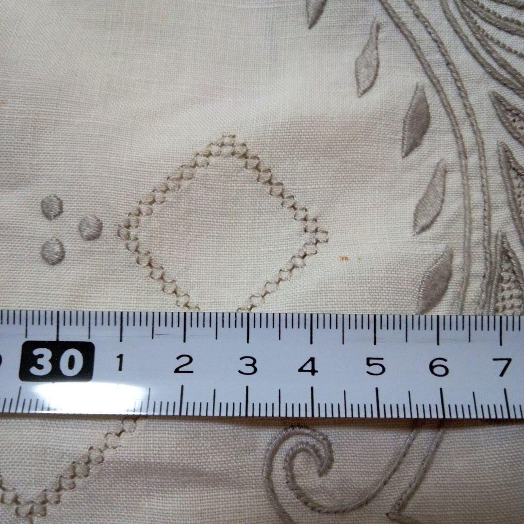 花柄刺繍 大判テーブルクロス 約125×125(中央採寸)