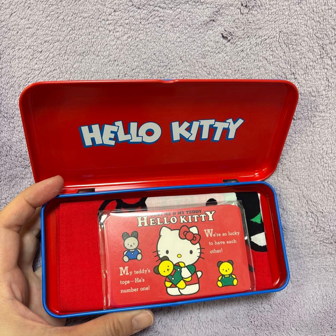 d*7様 ハローキティ ハンカチと文房具セット　昭和レトロ