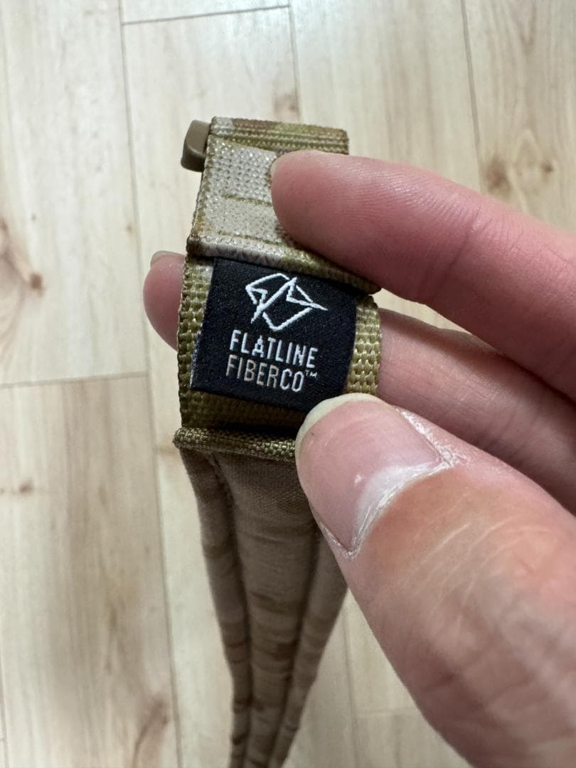 個人装備 FLATLINE FIBERCO QelaSling Multicam Arid