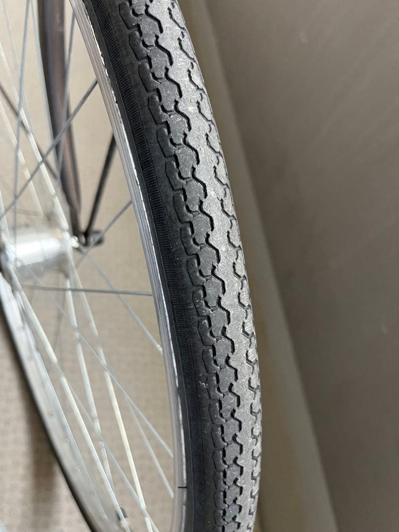 【足立区直接お渡し】27インチ 自転車 6段階変速 オートライト カゴ付き