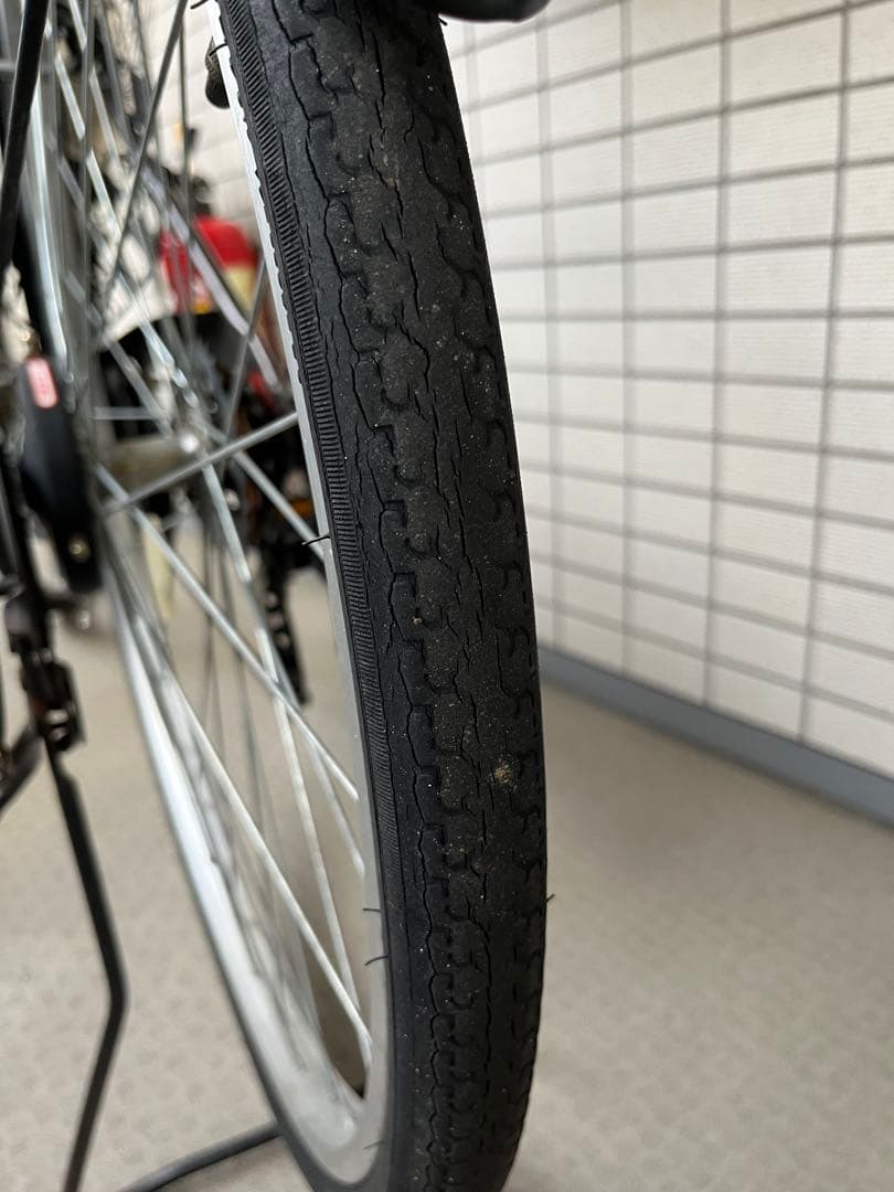 【足立区直接お渡し】27インチ 自転車 6段階変速 オートライト カゴ付き