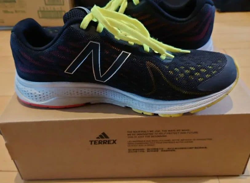 Newbalance VAZEE ランニングシューズ 27.0cm 値下可