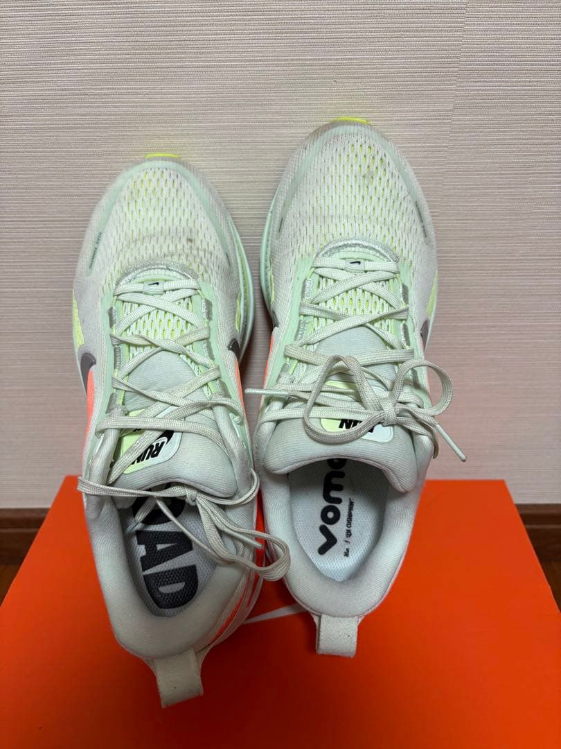 Nike ボメロ Vomero 18 25.5 cm US7.5
