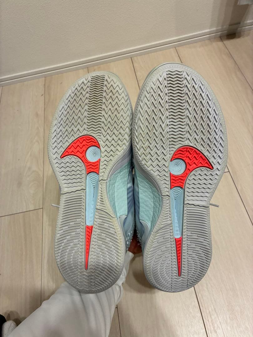 NIKE サブリナ2